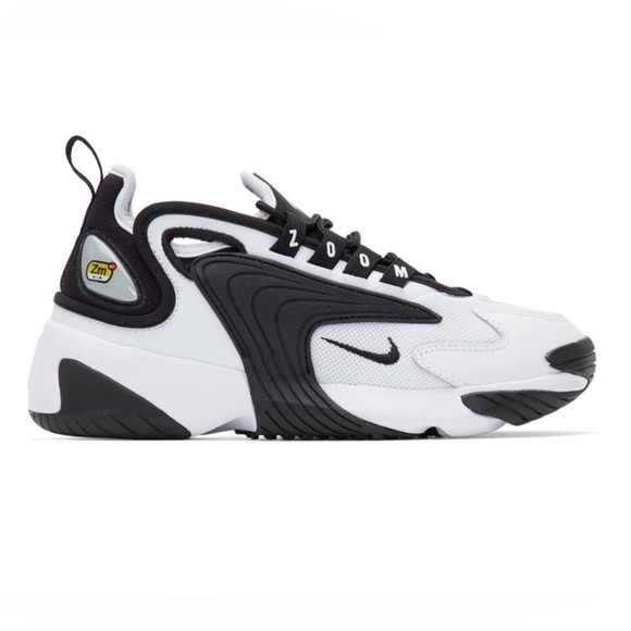 Nike sneakers - Picture 2 of 3